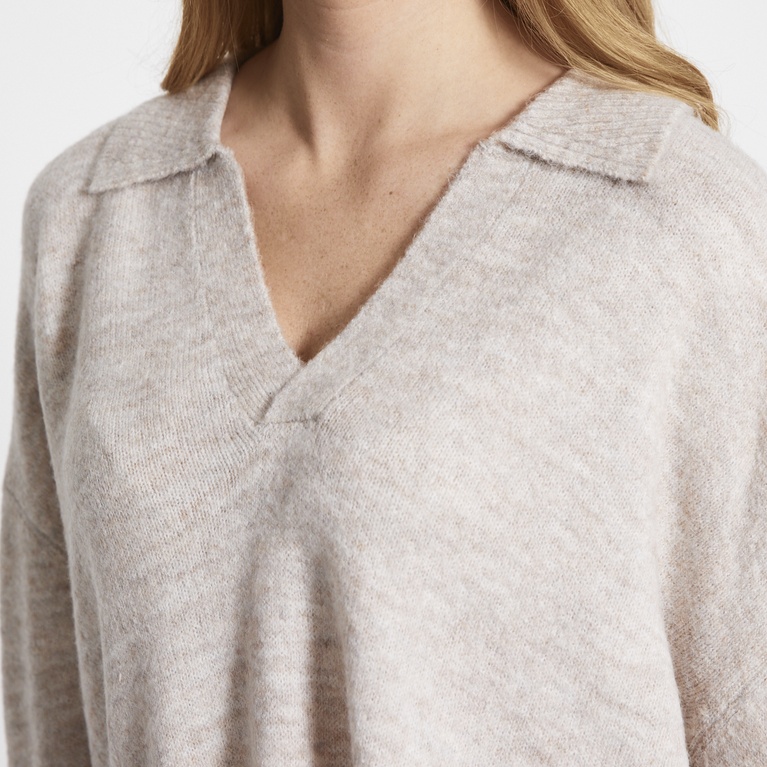 V-neck knit sweater "Josephine"